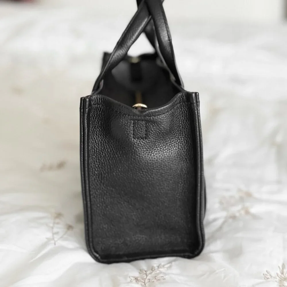 Marc Jacobs The Small Leather Tote Bag w an Extra strap - Picture 6 of 15